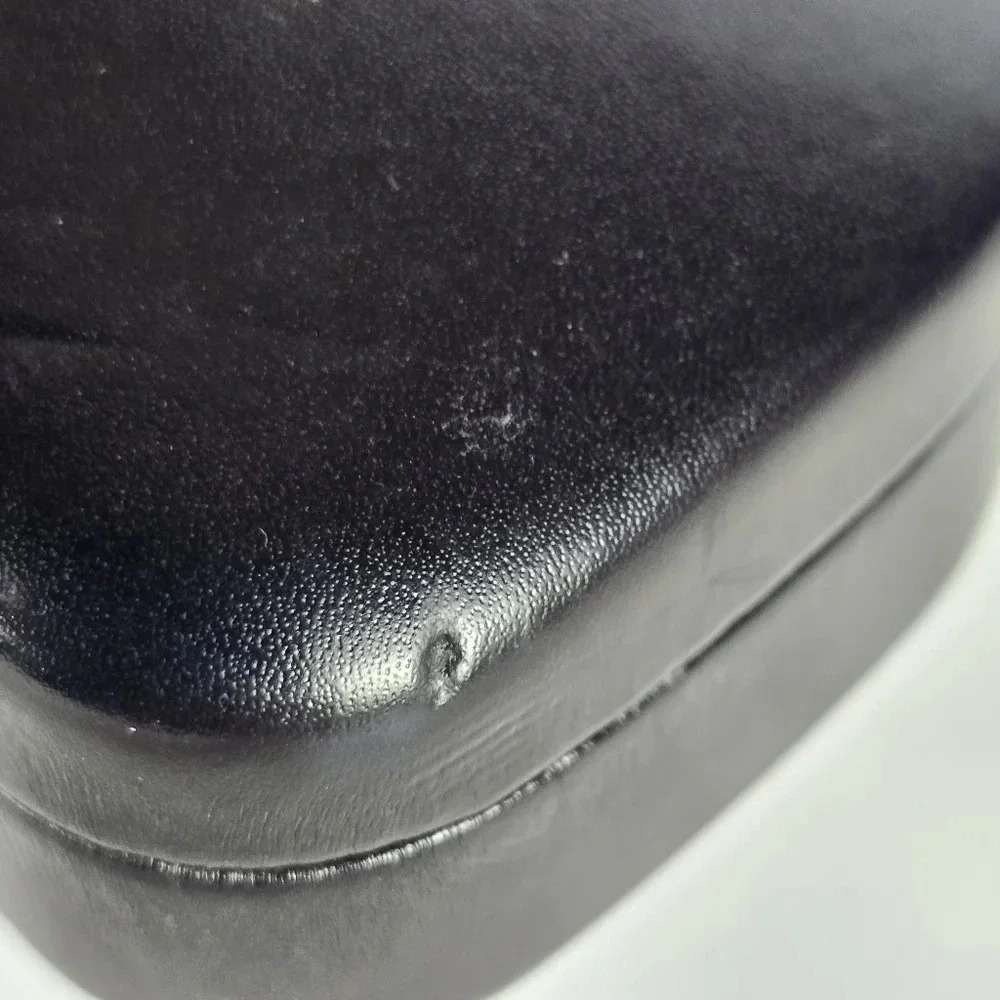 Coach Hard Clamshell Black Eyeglass Case - Picture 7 of 7